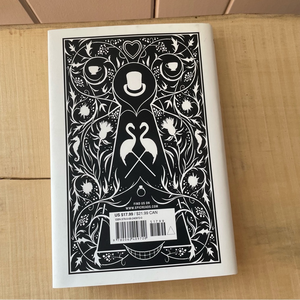 $15 SALE Queen of Hearts Twisted Fairytale Dark Origin Story Villain Hardcover - Picture 2 of 11